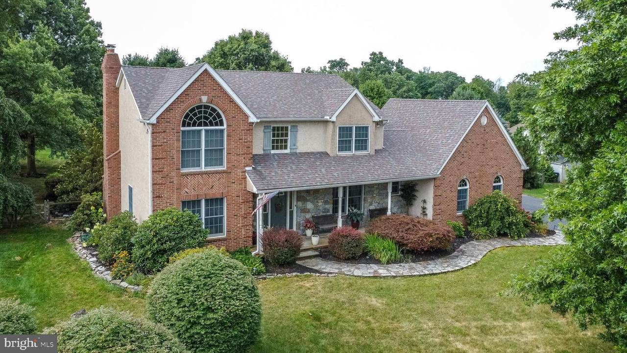 124 Crestview Drive - Photo 1