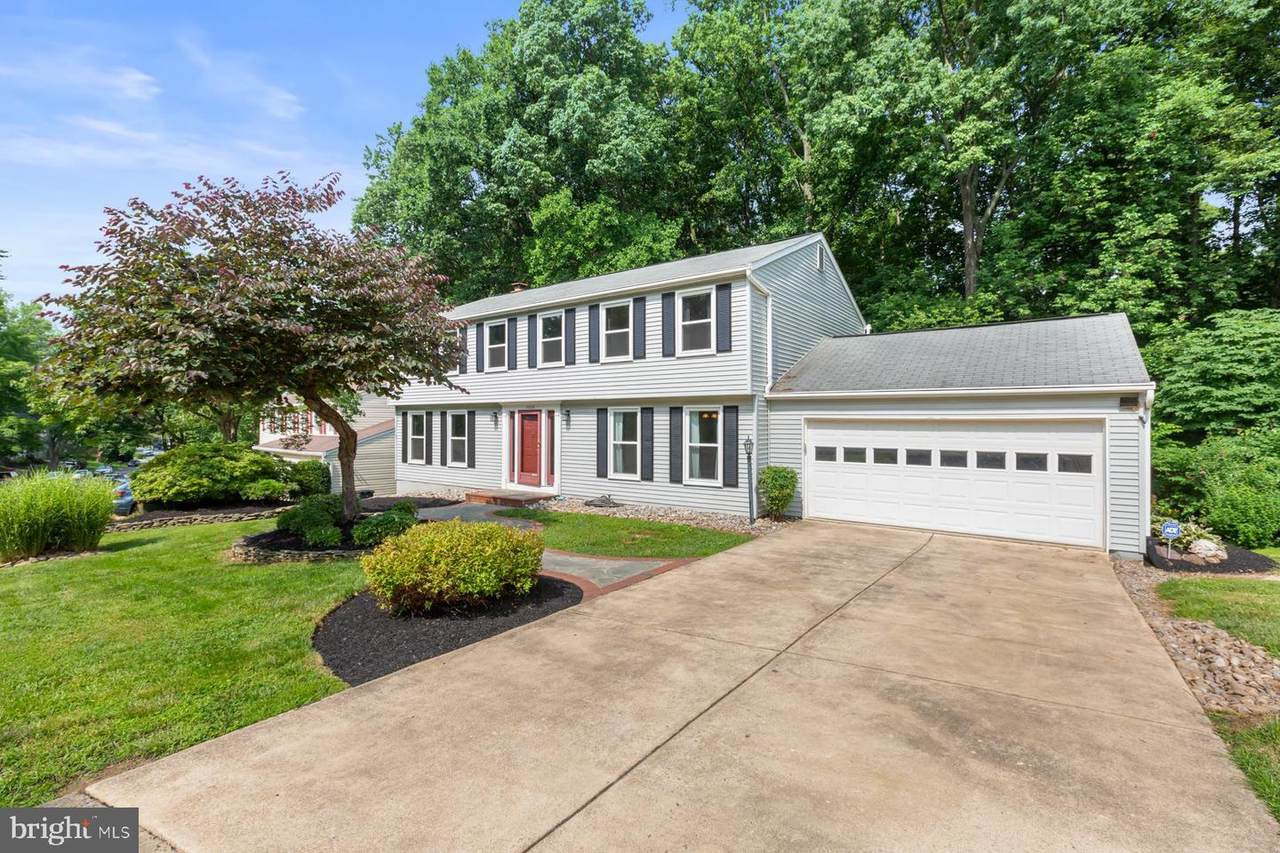 15326 Edgehill Drive - Photo 1