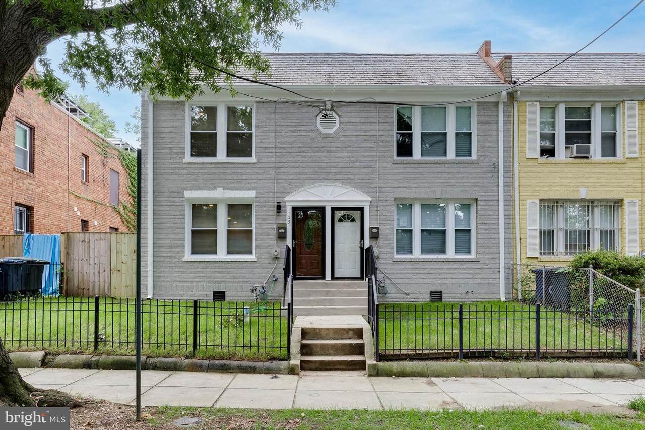 341 Parkland Place - Photo 1