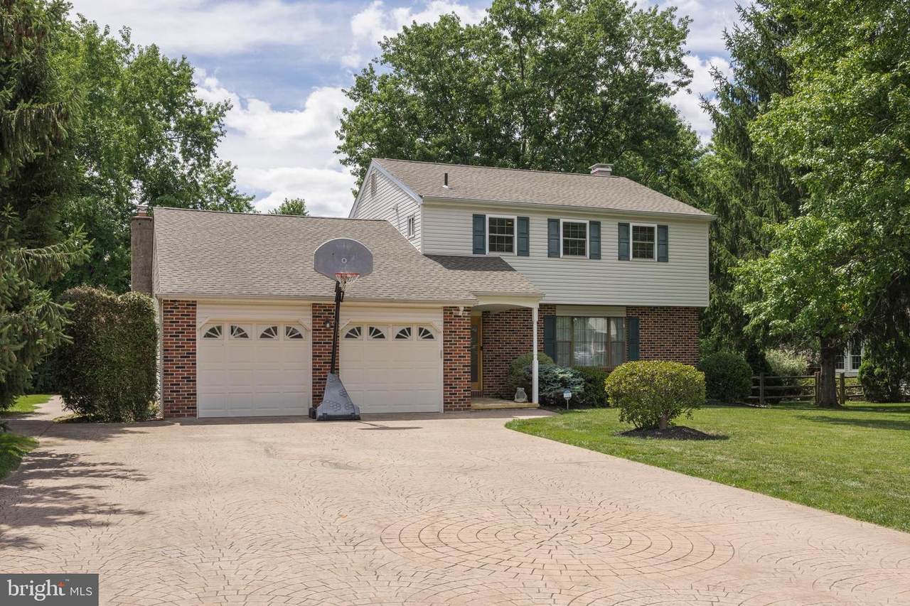 786 Hartley Drive - Photo 1
