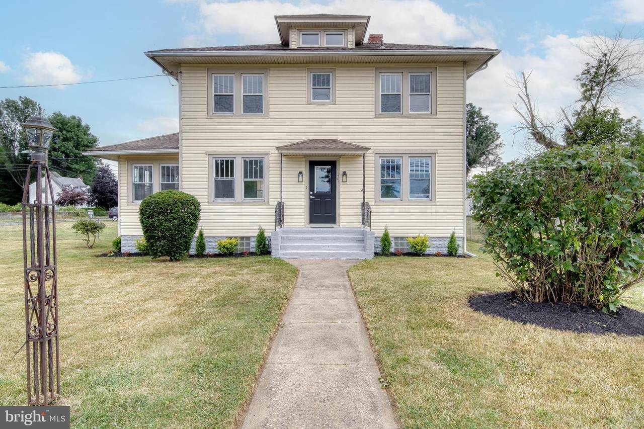 1501 Beverly Road - Photo 1