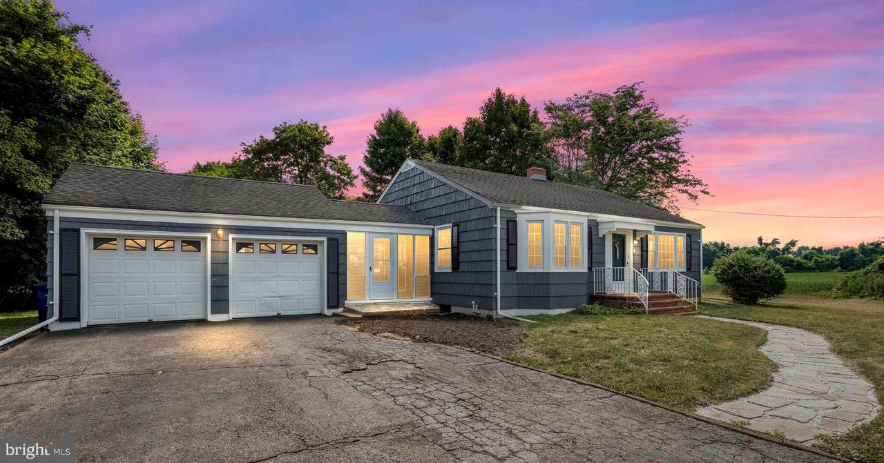 6 Daniel Avenue - Photo 1