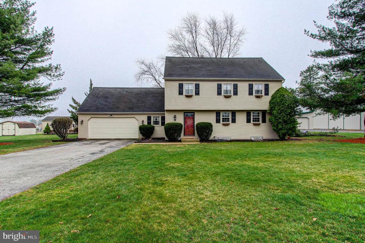 31 Lilac Drive - Photo 1