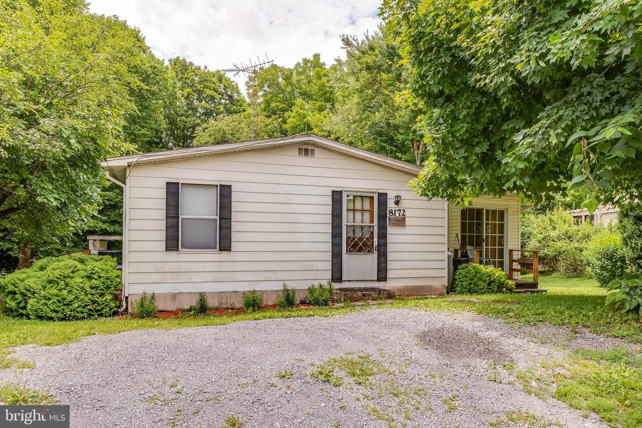 8172 Martinsburg Pike - Photo 1