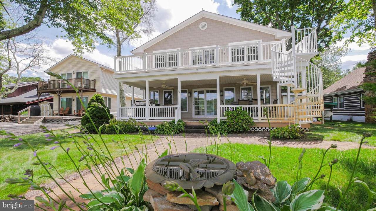 5320 River Drive - Photo 1
