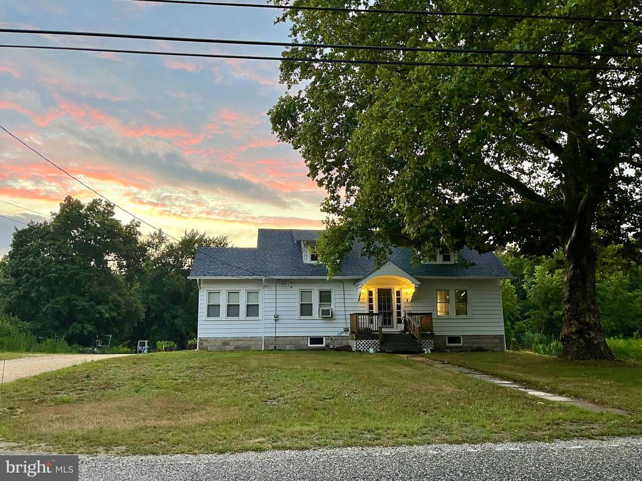 157 Main Street - Photo 1