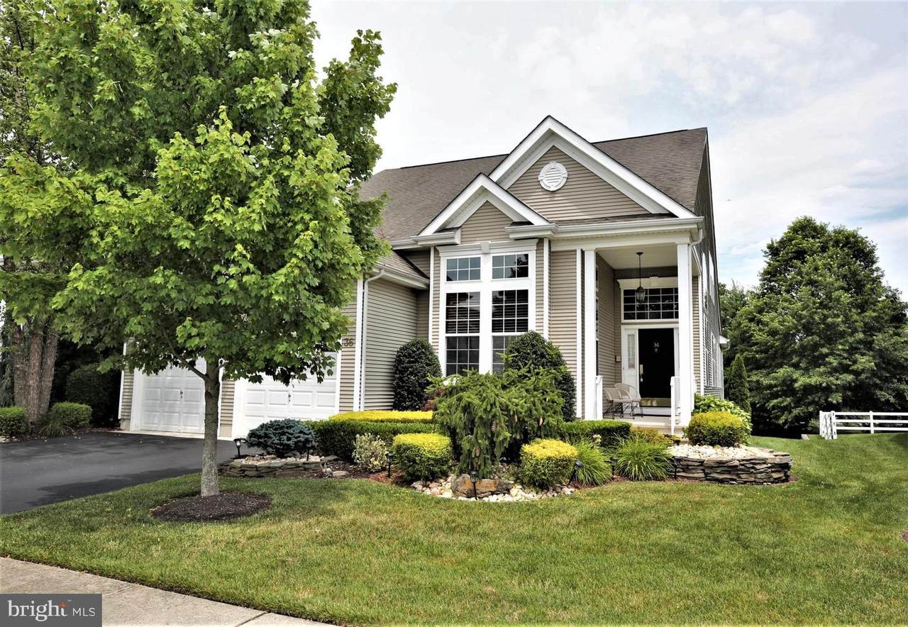 36 Silver Charm Road - Photo 1