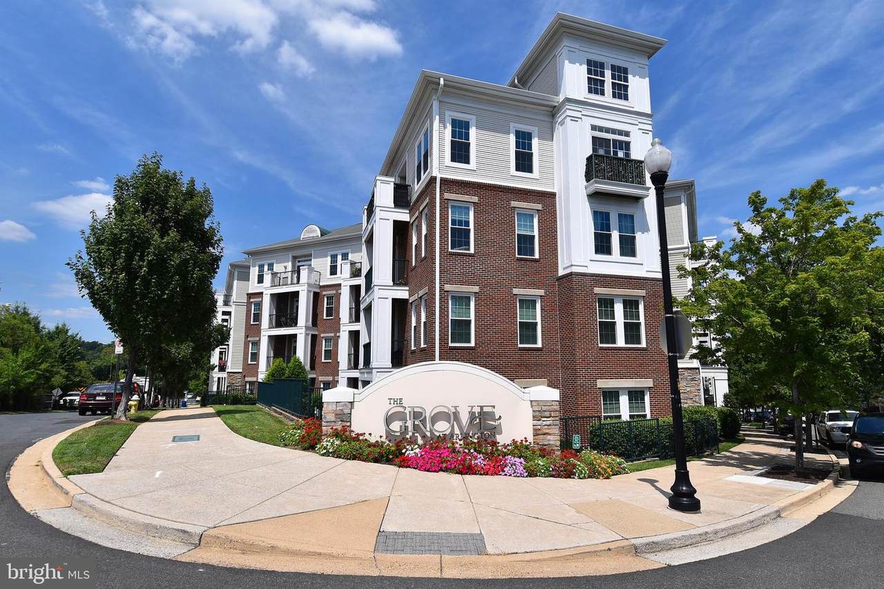 2321 25TH Street - Photo 1