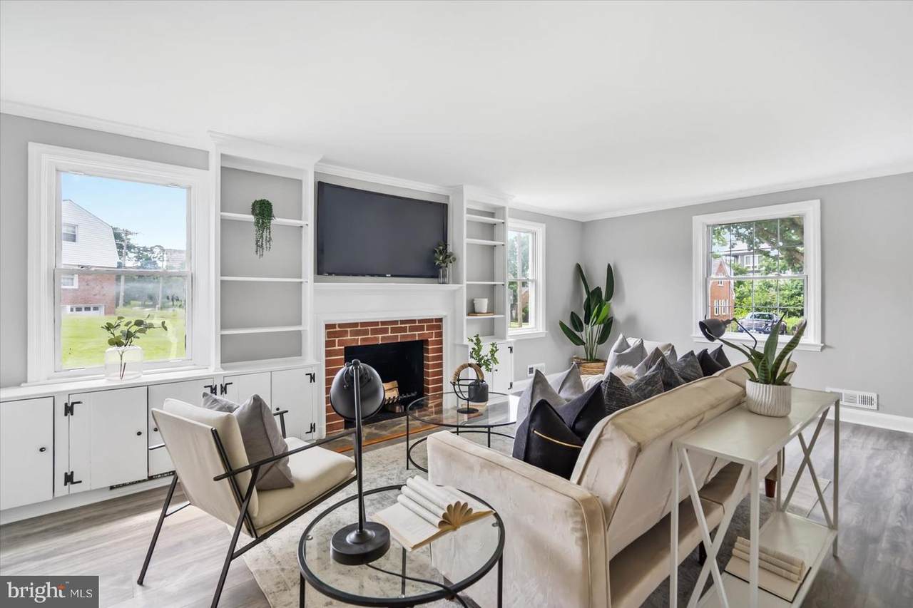 901 Locustvale Road - Photo 1