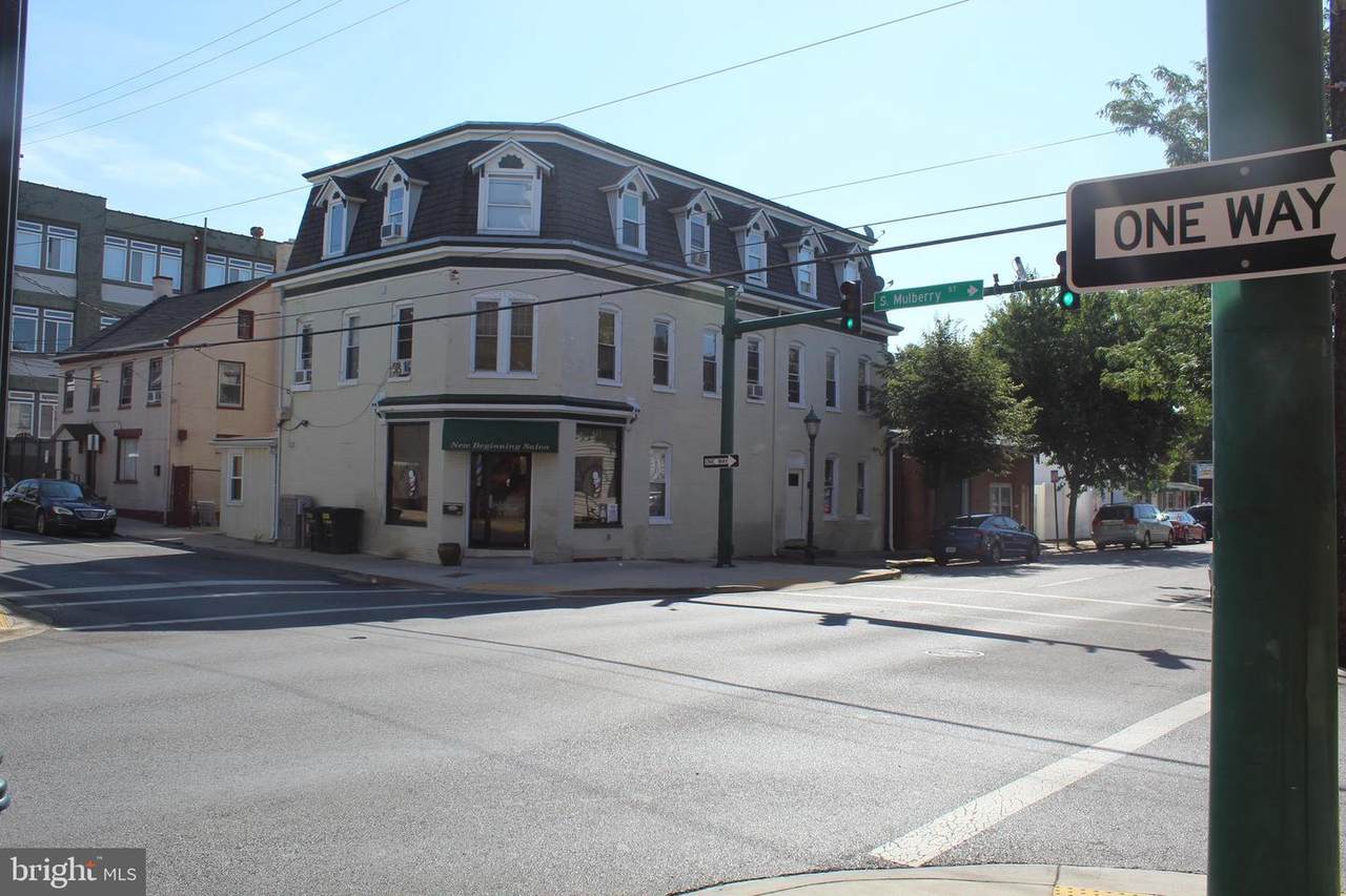 200-202 Washington Street - Photo 1