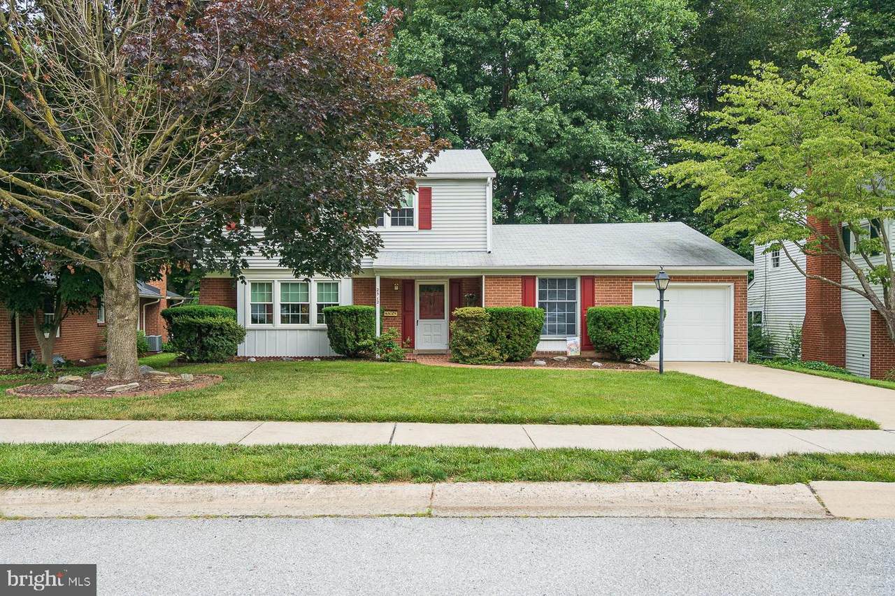 2512 Redstart Court - Photo 1