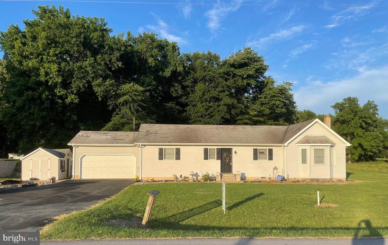 652 Yoder Drive - Photo 1