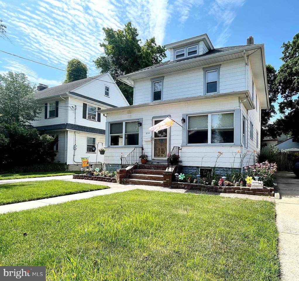 828 Middlesex Street - Photo 1