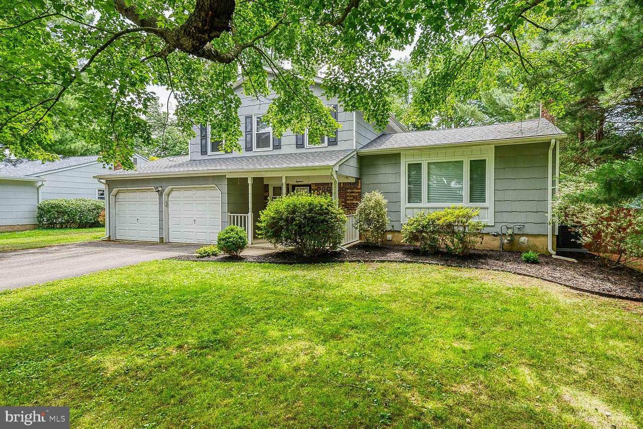 18 David Drive - Photo 1