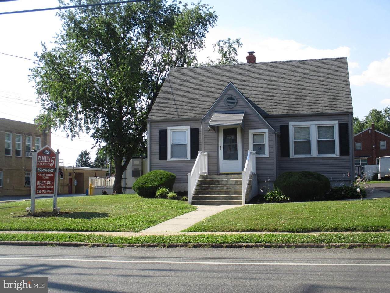 43 Evesham Road - Photo 1
