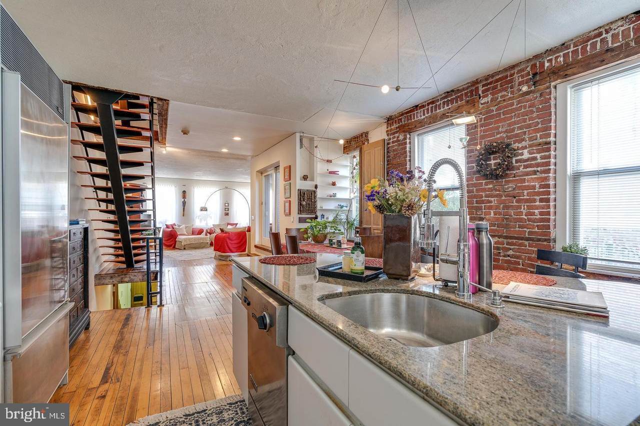 626 Kater Street - Photo 1
