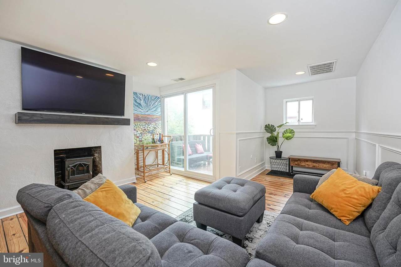 510 11TH Street - Photo 1