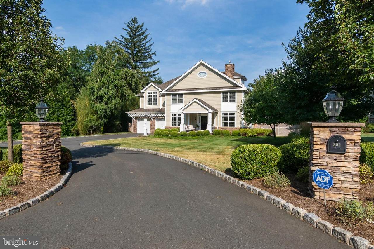 351 Snowden Lane - Photo 1