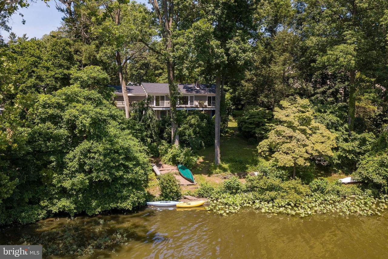 601 Lake Drive - Photo 1