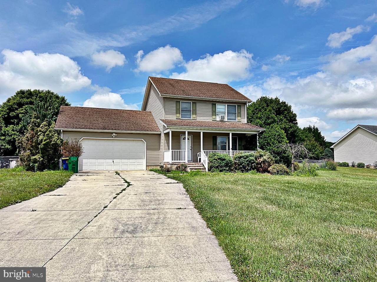 64 Joan Court - Photo 1