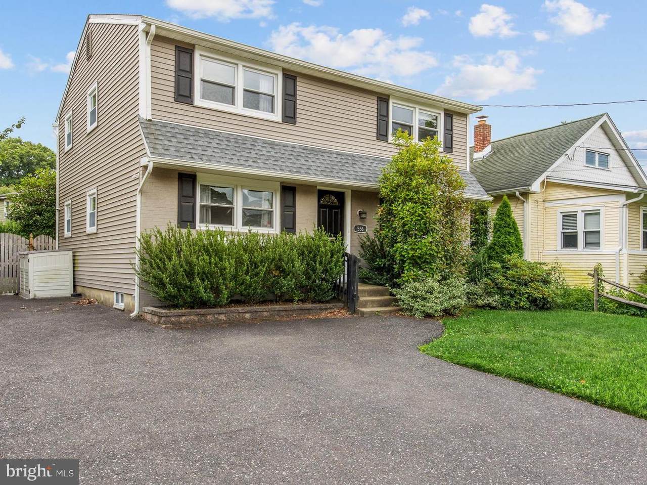 536 Lincoln Avenue - Photo 1