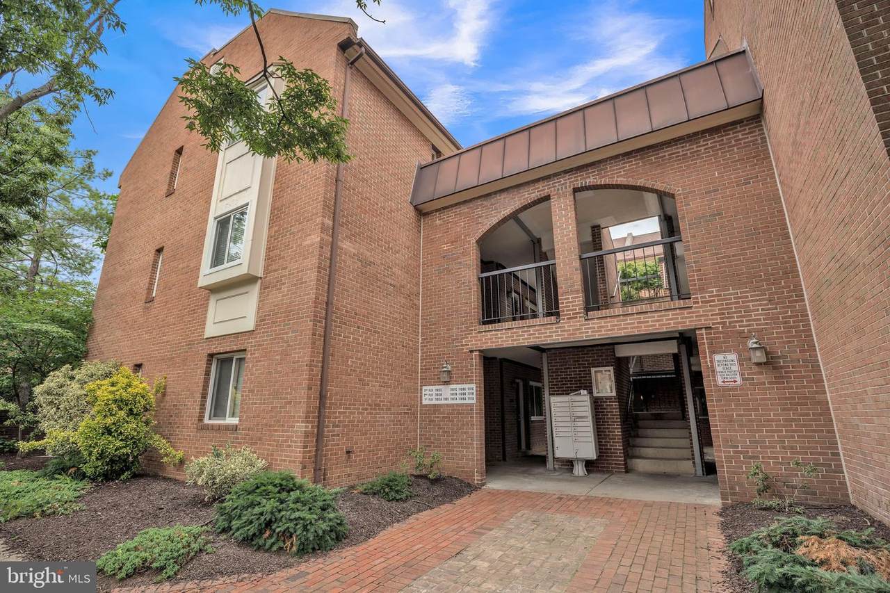 1109 Taylor Street - Photo 1