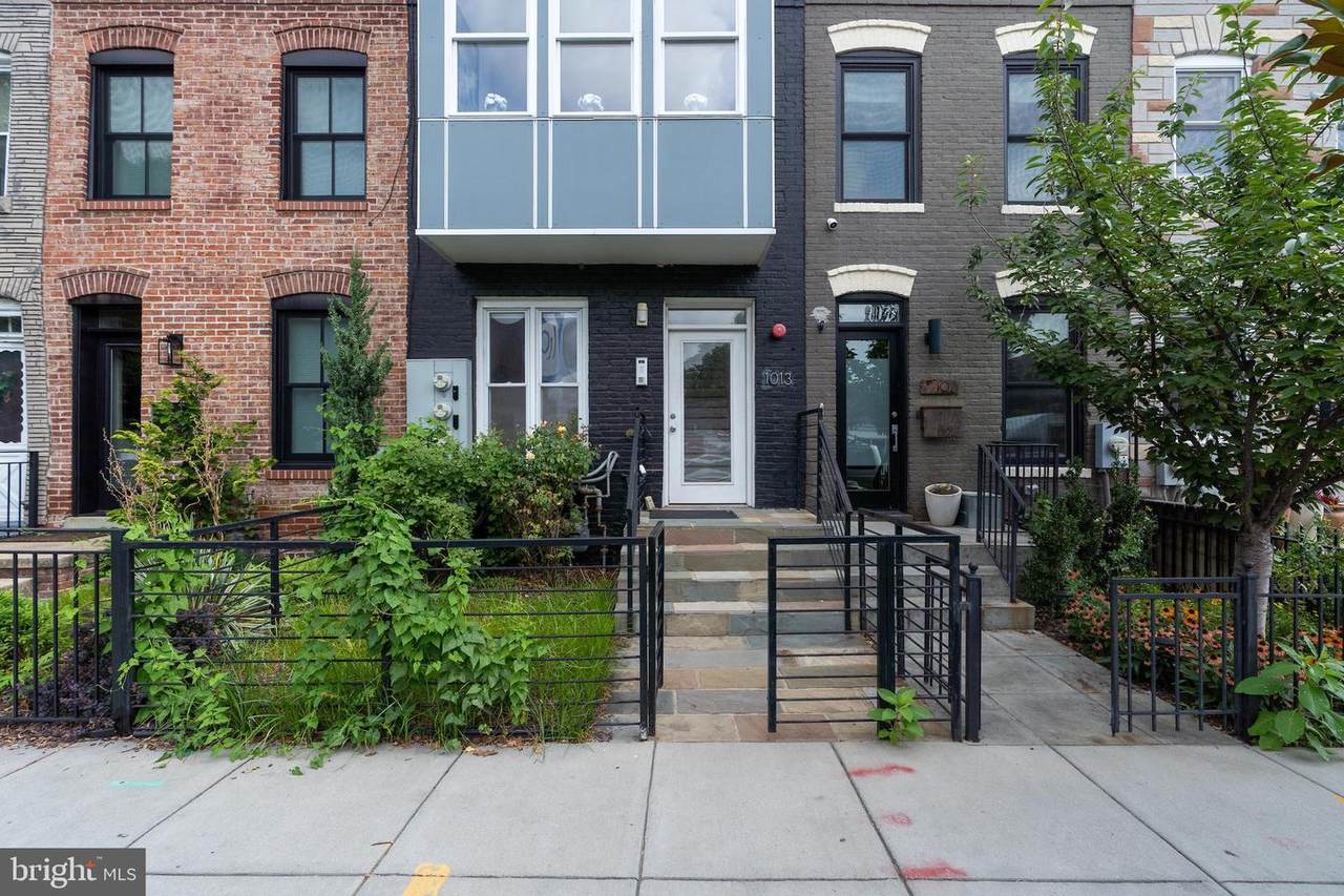 1013 V Street - Photo 1