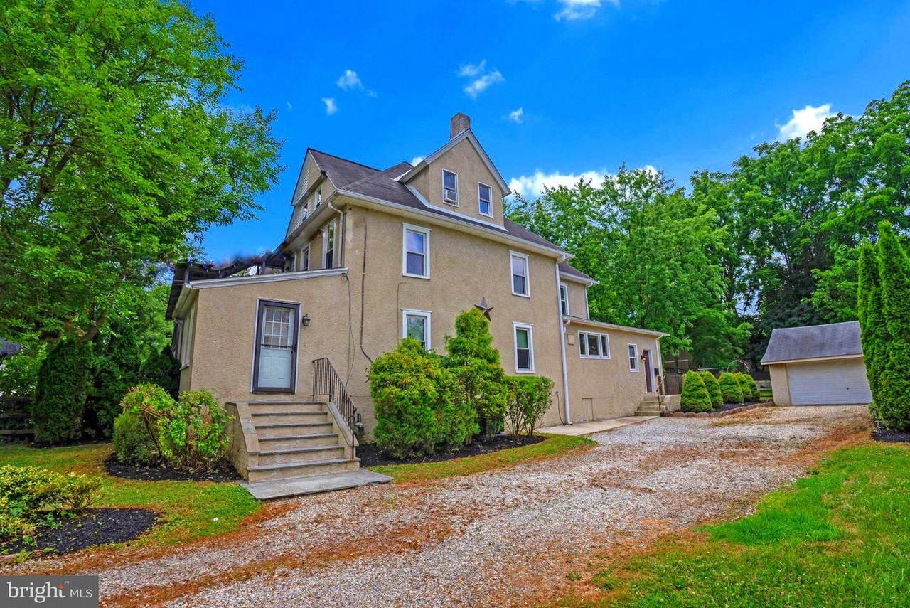 334 Poplar Avenue - Photo 1