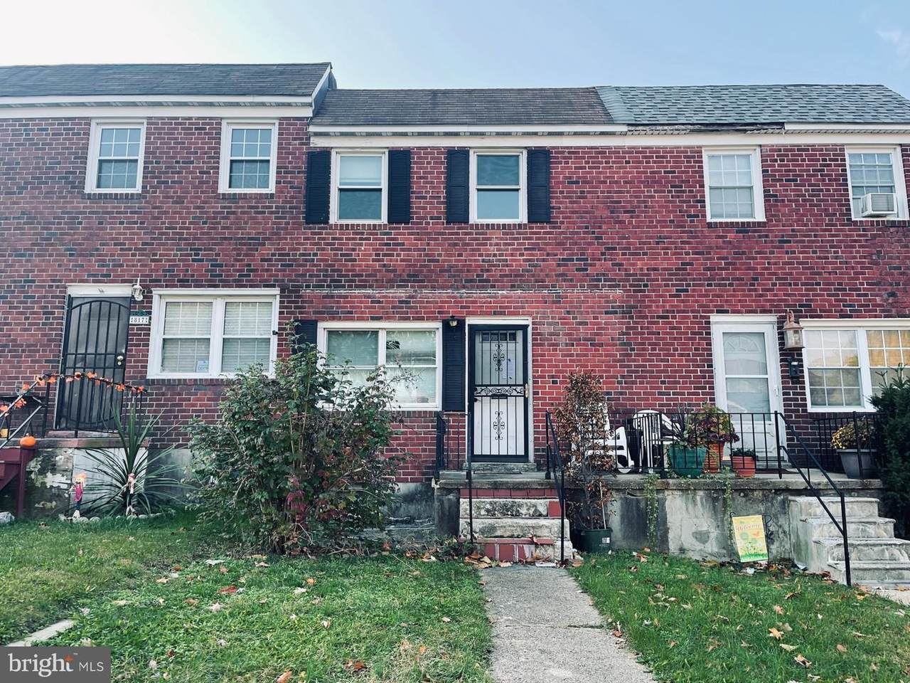 815 Washburn Avenue - Photo 1