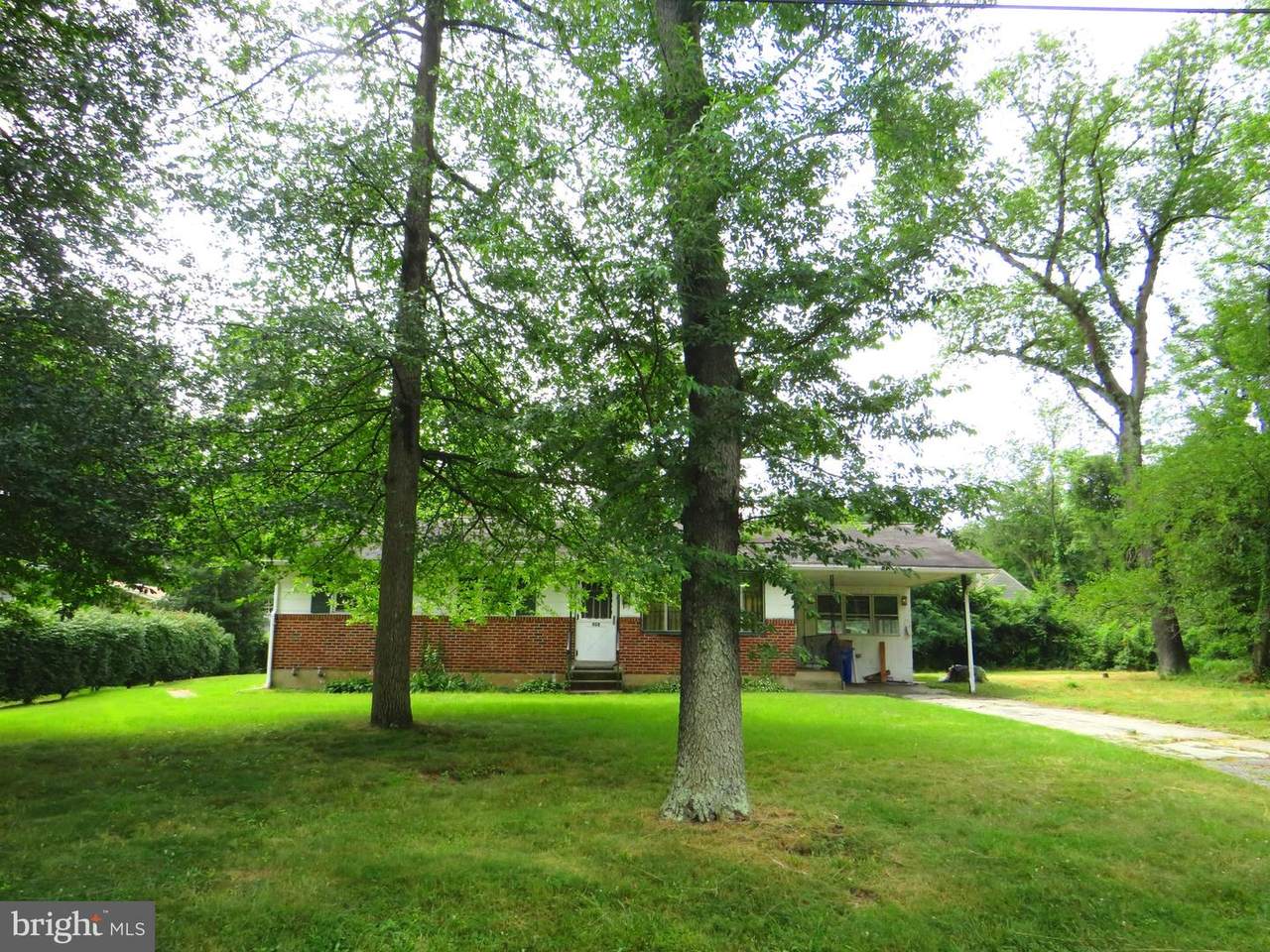 408 Glen Avenue - Photo 1