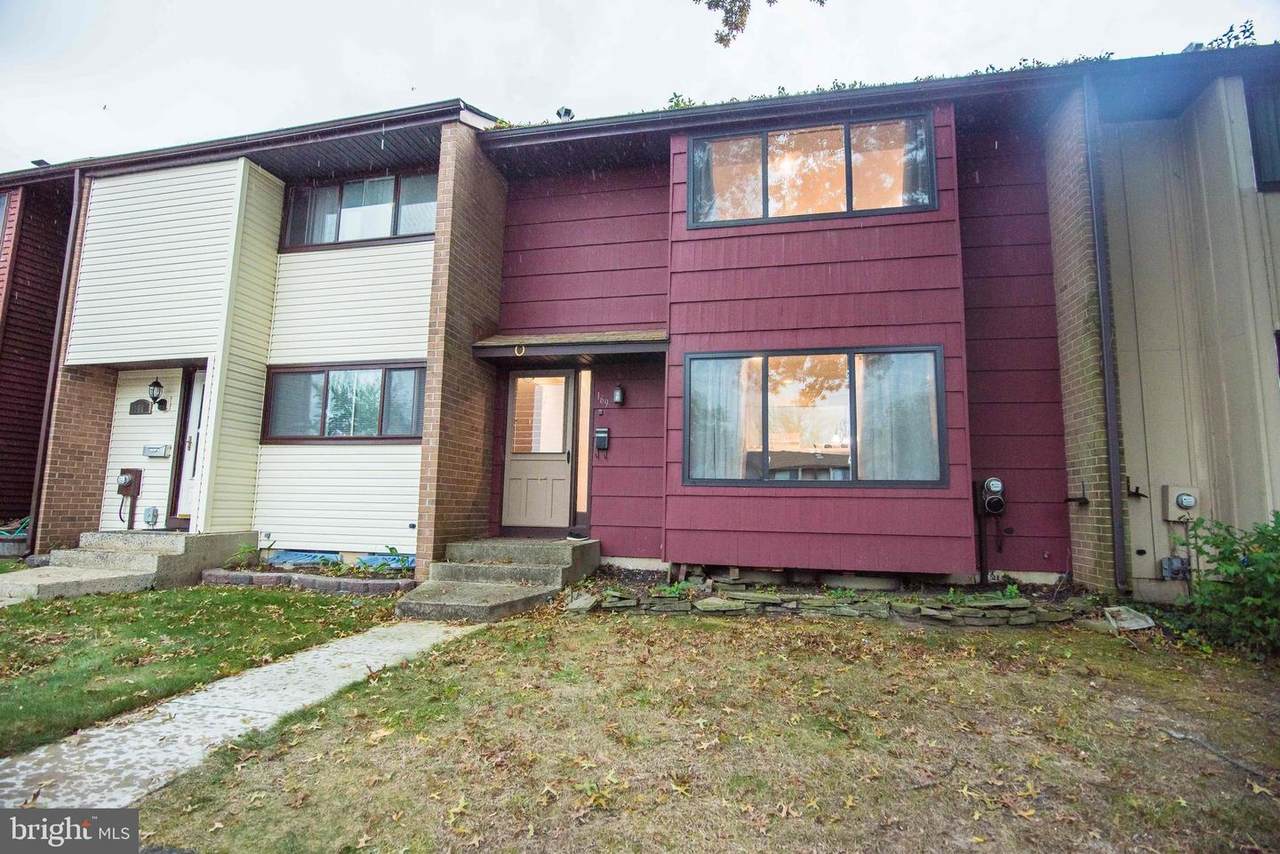 169 Canterbury Court - Photo 1
