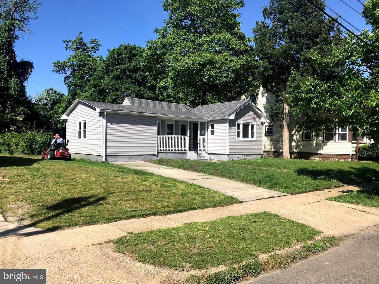34 Bellevue Avenue - Photo 1
