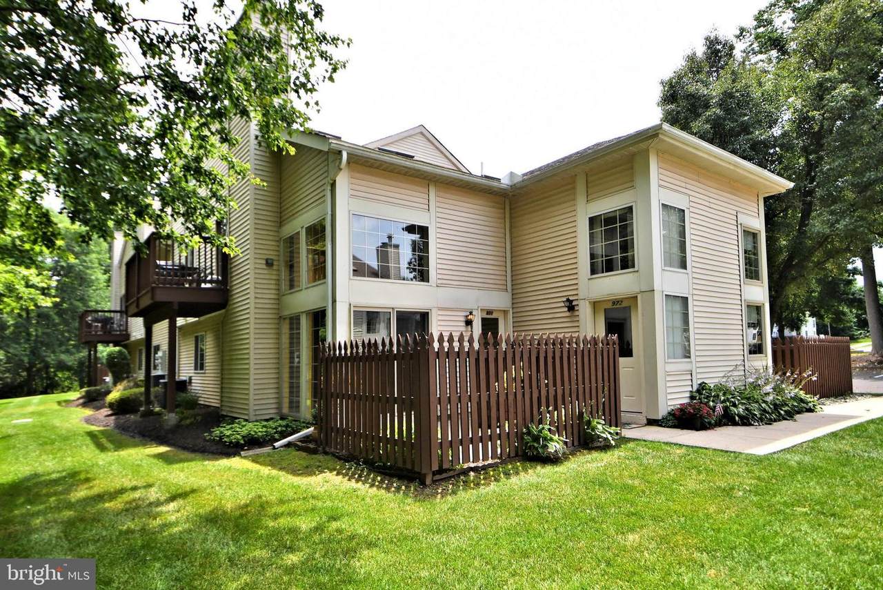 971 Patrick Place - Photo 1