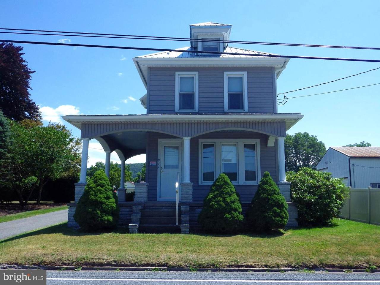 811 Main Street - Photo 1