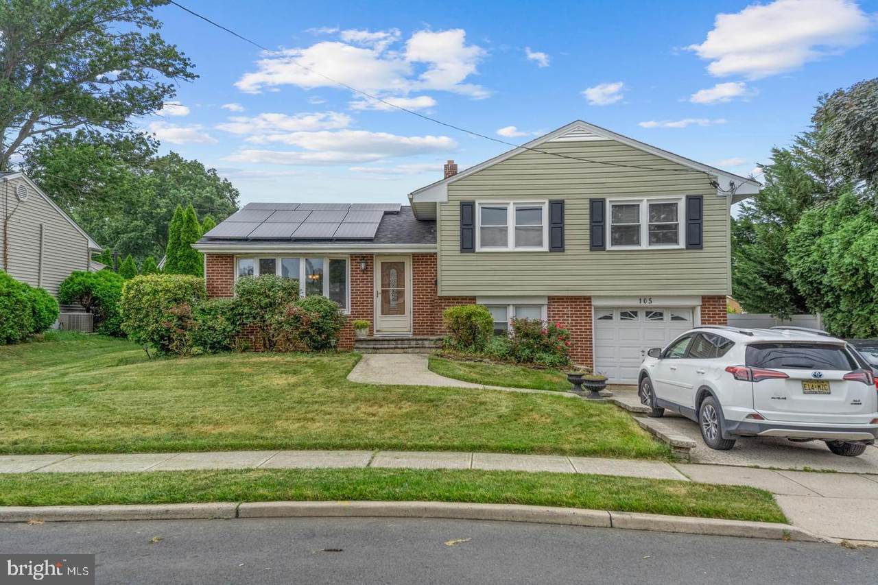 105 Winding Way - Photo 1