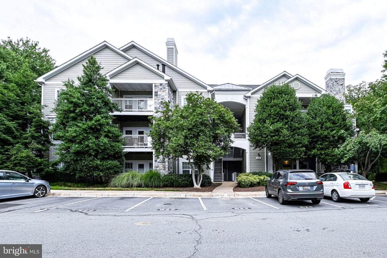 1720 Lake Shore Crest Drive - Photo 1