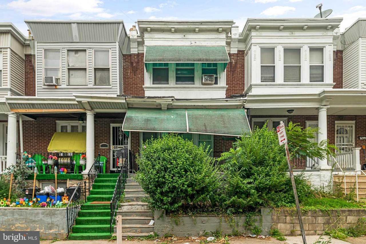 1237 Stafford Street - Photo 1