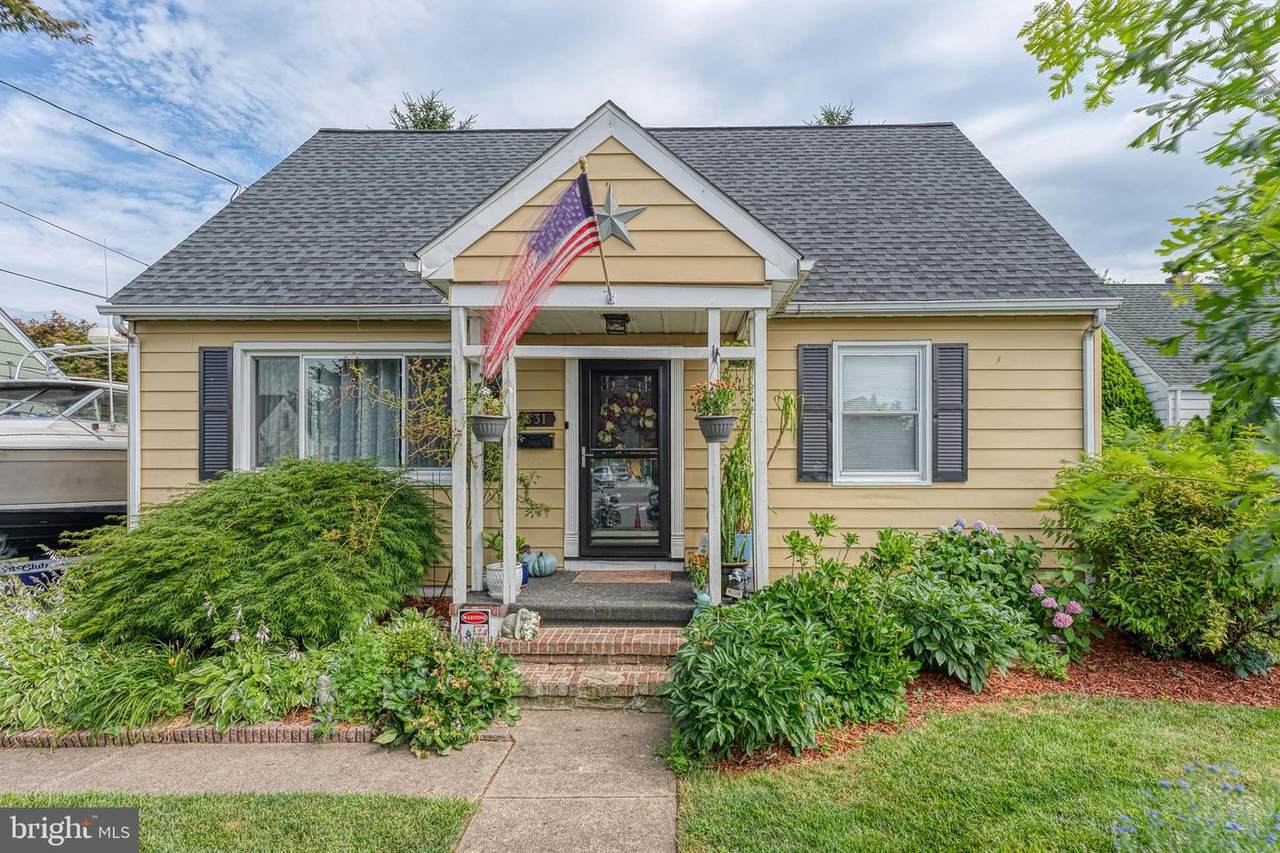 631 Franklin Street - Photo 1