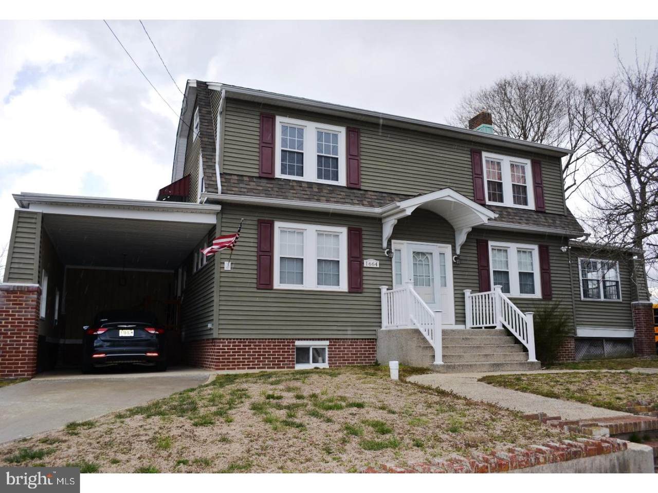 1664 Main Street - Photo 1