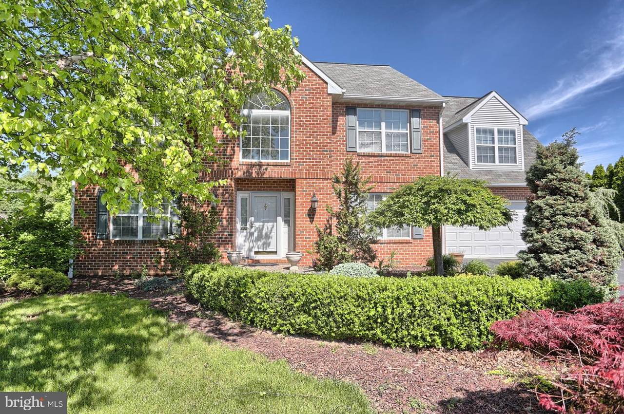 135 Lucinda Lane - Photo 1