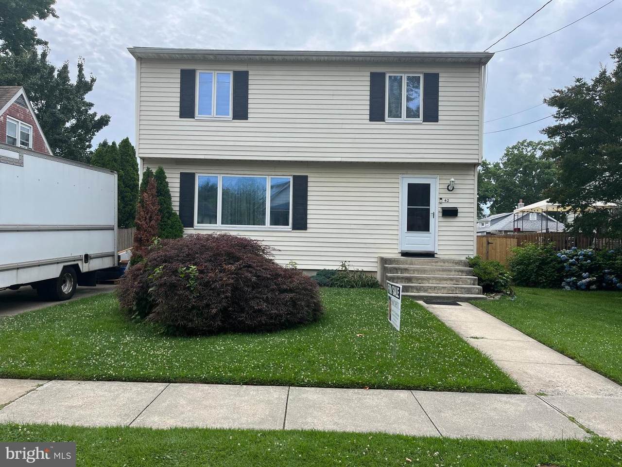 42 Oswego Avenue - Photo 1