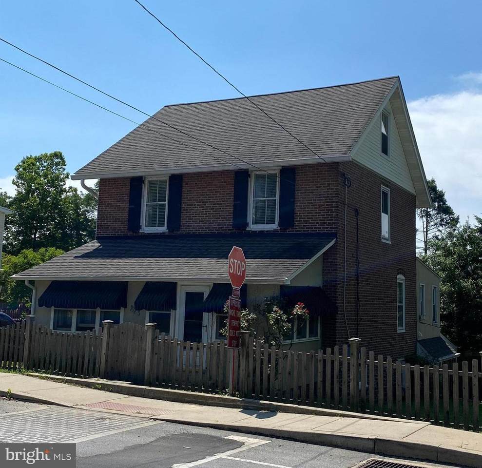 823 Old Lancaster Road - Photo 1