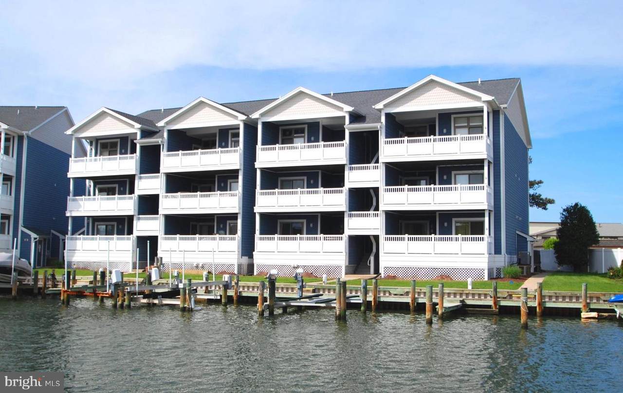201 Heron Drive - Photo 1