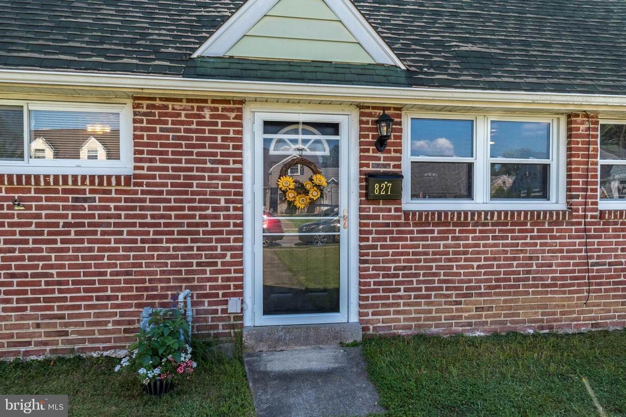 827 Quince Lane - Photo 1