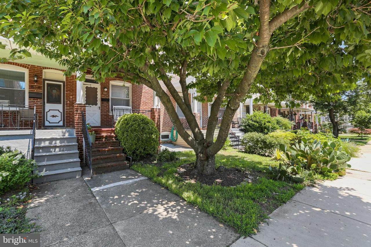 816 32ND Street - Photo 1