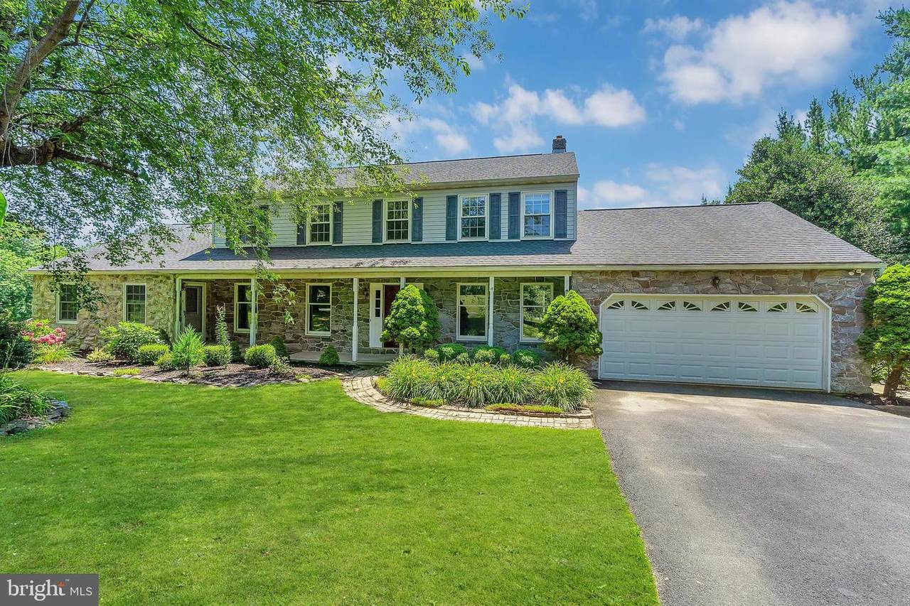 25 Farmington Circle - Photo 1