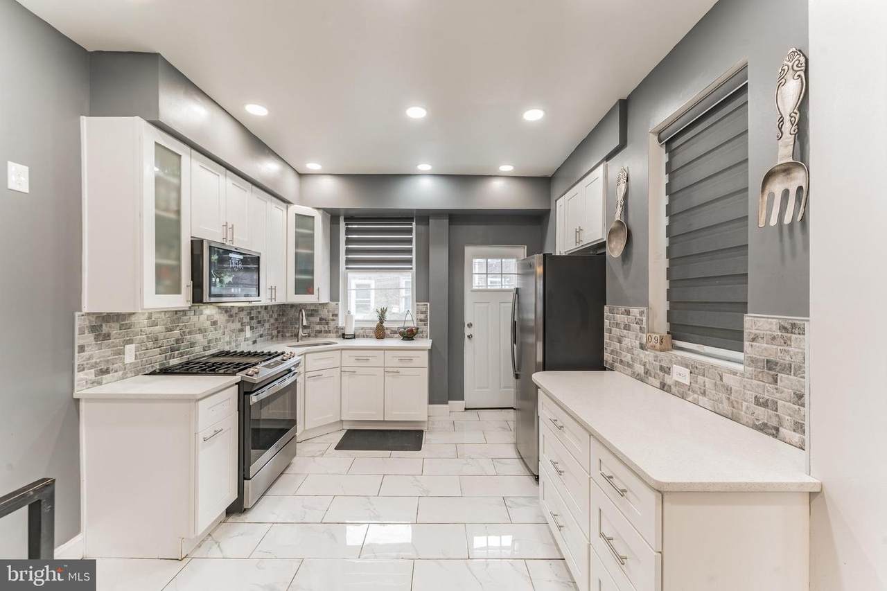 4437 Franklin Street - Photo 1