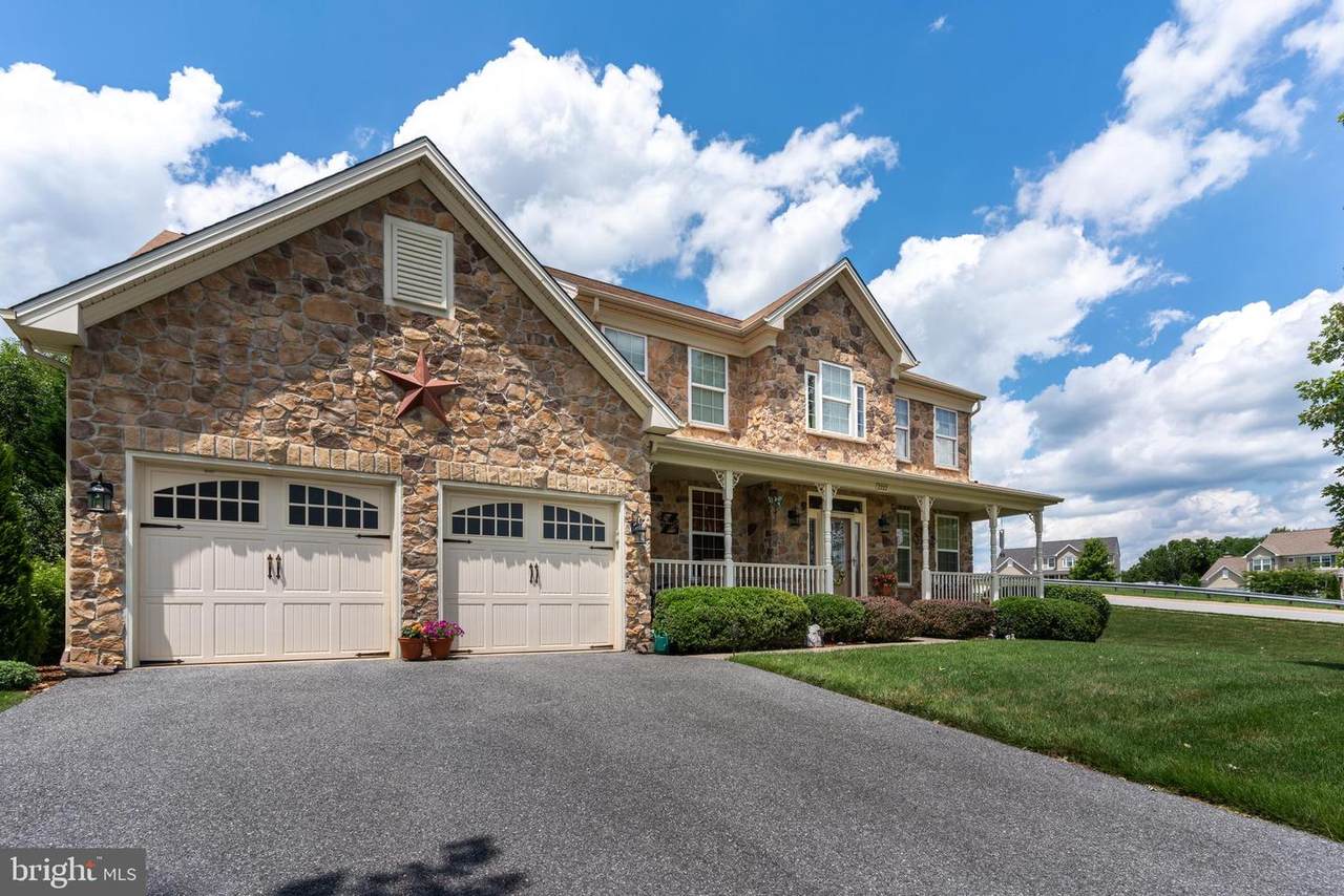 2222 Coleman Court - Photo 1