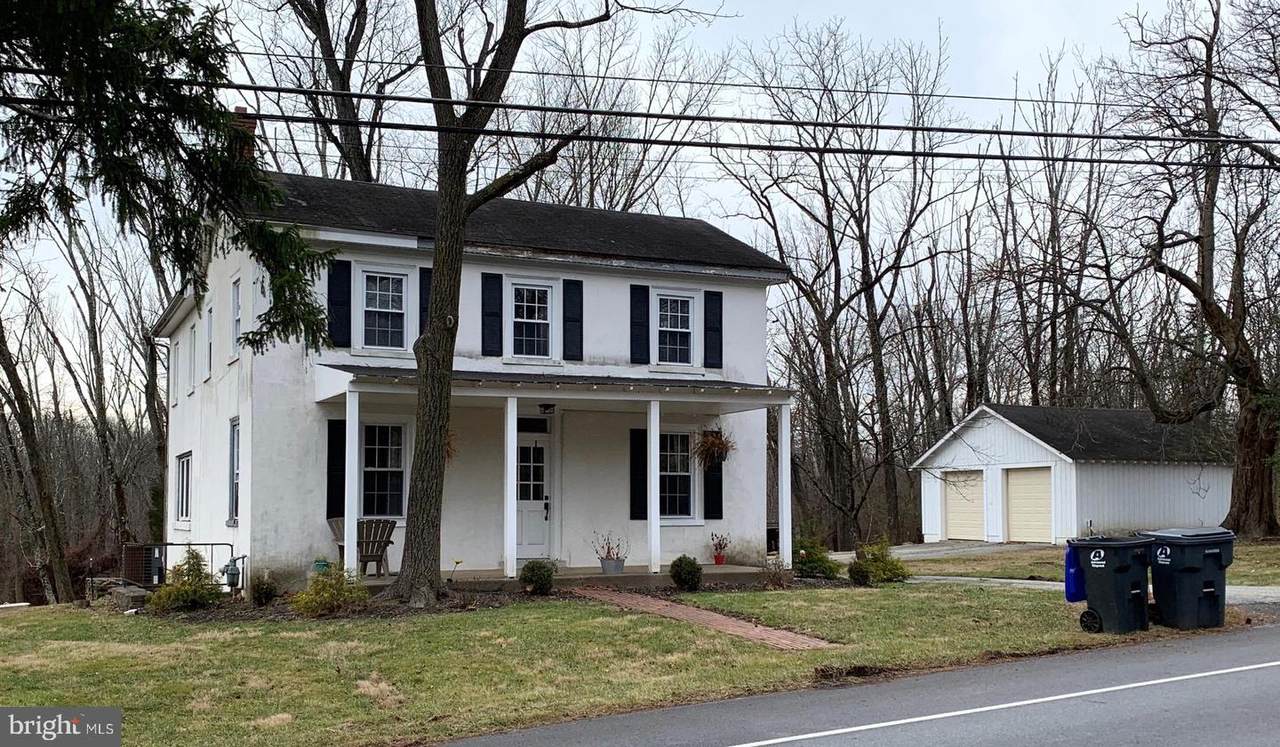 2568 Skippack Pike - Photo 1