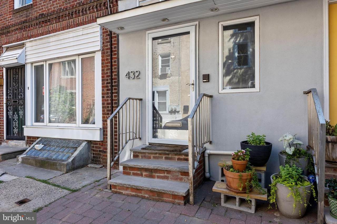 432 Poplar Street - Photo 1